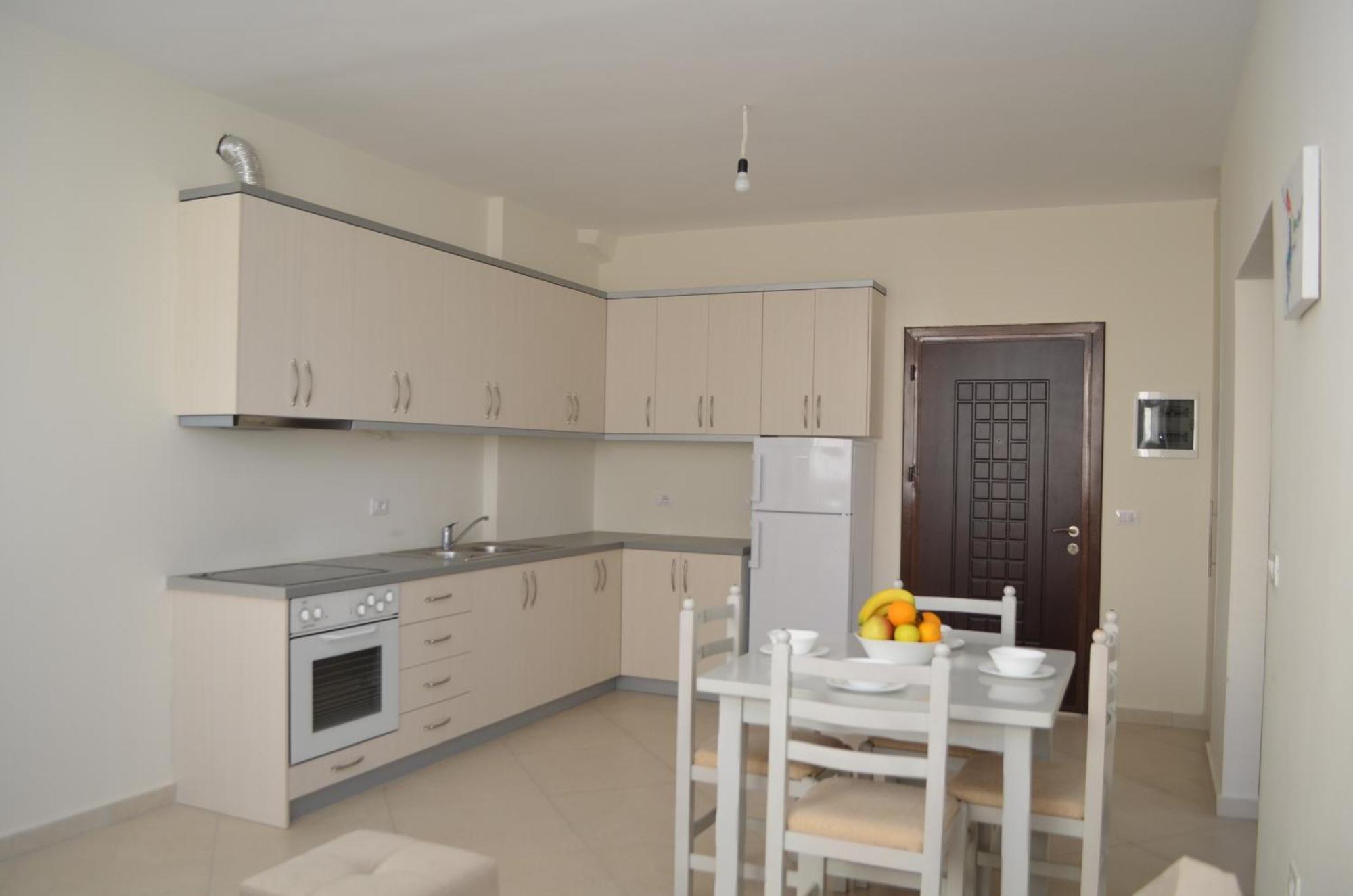 Eri Apartments Sarande Bagian luar foto