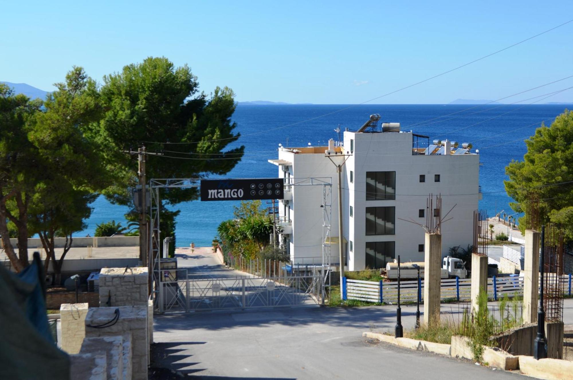 Eri Apartments Sarande Bagian luar foto