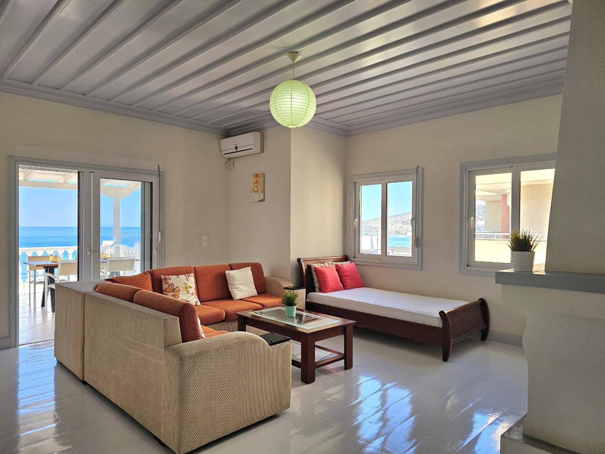 Happy Stay Eri Sarande Bagian luar foto