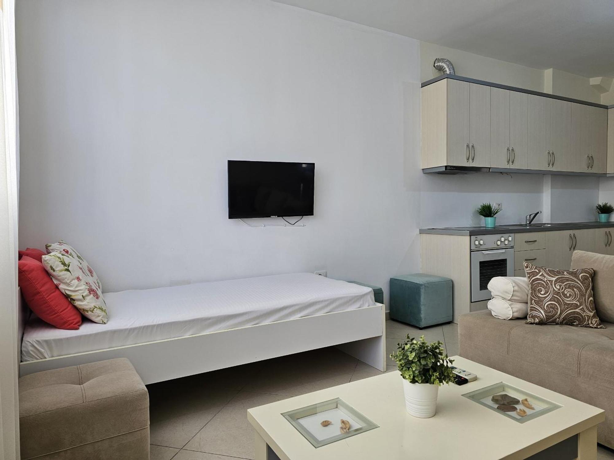 Happy Stay Eri Sarande Bagian luar foto