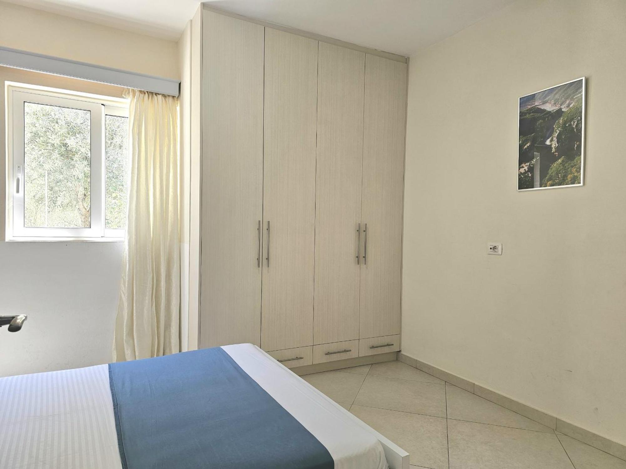 Happy Stay Eri Sarande Bagian luar foto